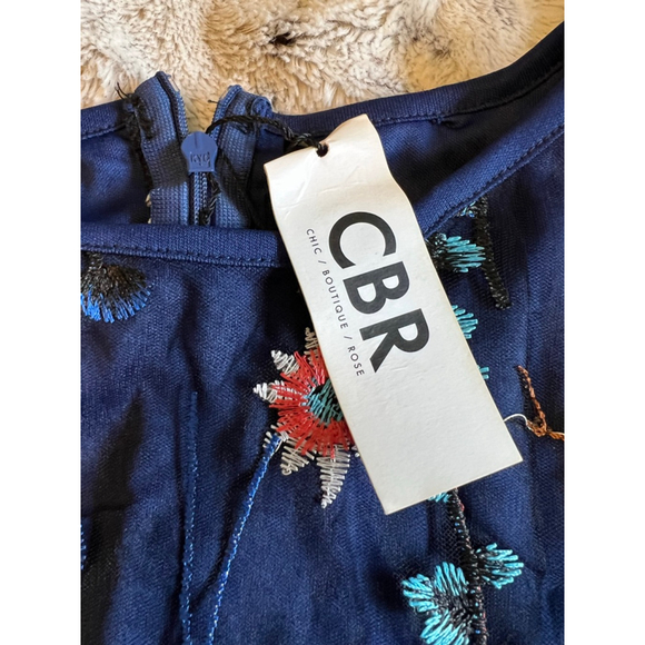 NWT CBR Navy Floral Embroidered Long Sleeve Dress Womens Size Medium - Picture 4 of 15